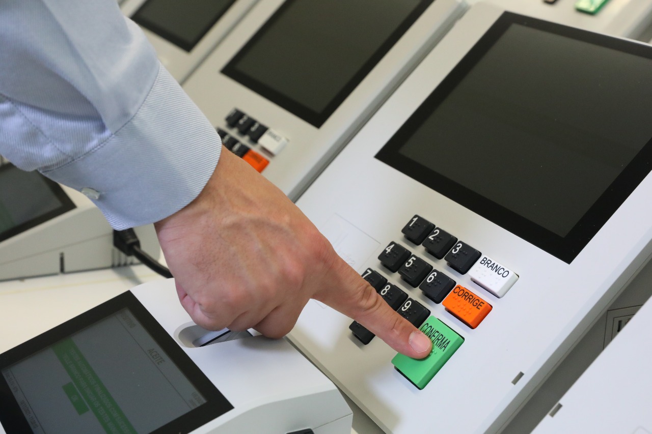Brasiliansk elektronisk röstmaskin