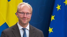 Artikelbild för artikeln: EXKLUSIVT: SD berett SÄNKA kraven för vissa invandrare