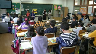 Artikelbild för artikeln Riksrevisionen: Skolans vetenskapliga grund i fara