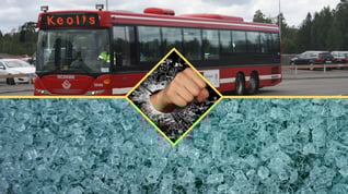 Artikelbild för artikeln Busskurar vandaliserade - glaskross för hundratusentals kronor