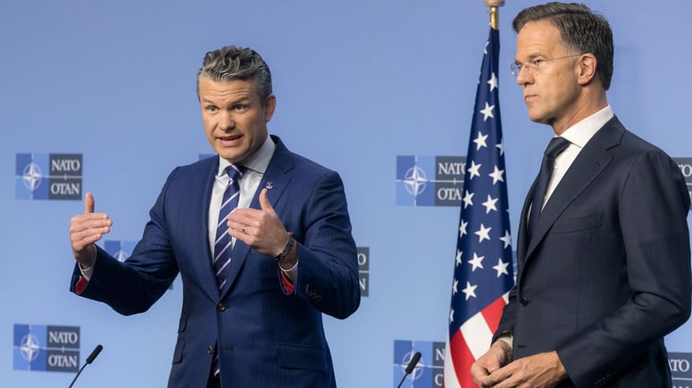 Artikelbild för artikeln: USA uppmanar EU: Köp vapen från oss – och skänk dem till Ukraina