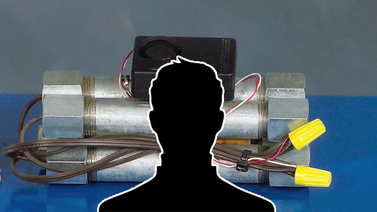 Artikelbild för artikeln: Barnsoldat sprängde bostad – blev hemskjutsad av polisen