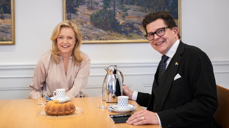 Artikelbild för artikeln: Centerpartiet ger upp försöket att bilda mittenregering